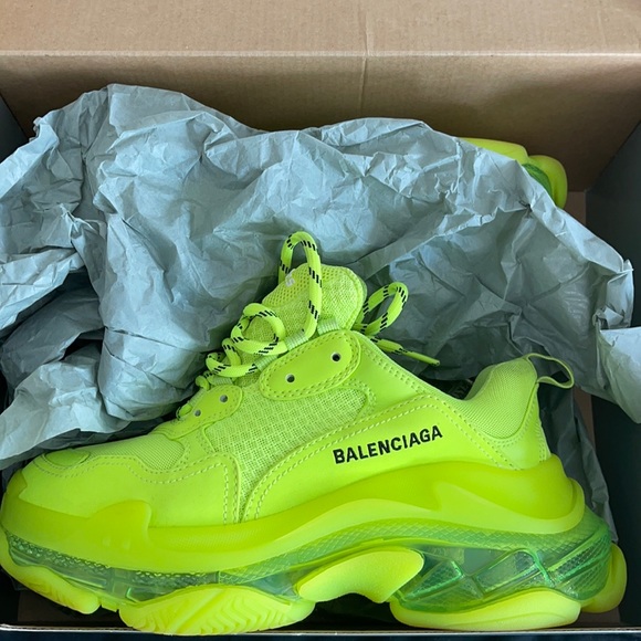 Balenciaga size40